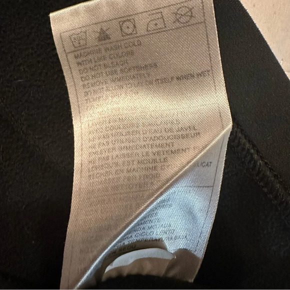 Nike women’s Dry fit black quarter zip high neck long sleeve size S Stretch Top - Picture 10 of 10